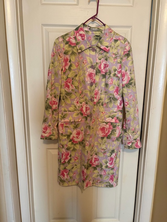 Jaclyn Smith Jackets & Blazers - Jaclyn Smith Lavender & Green Floral Trench Coat